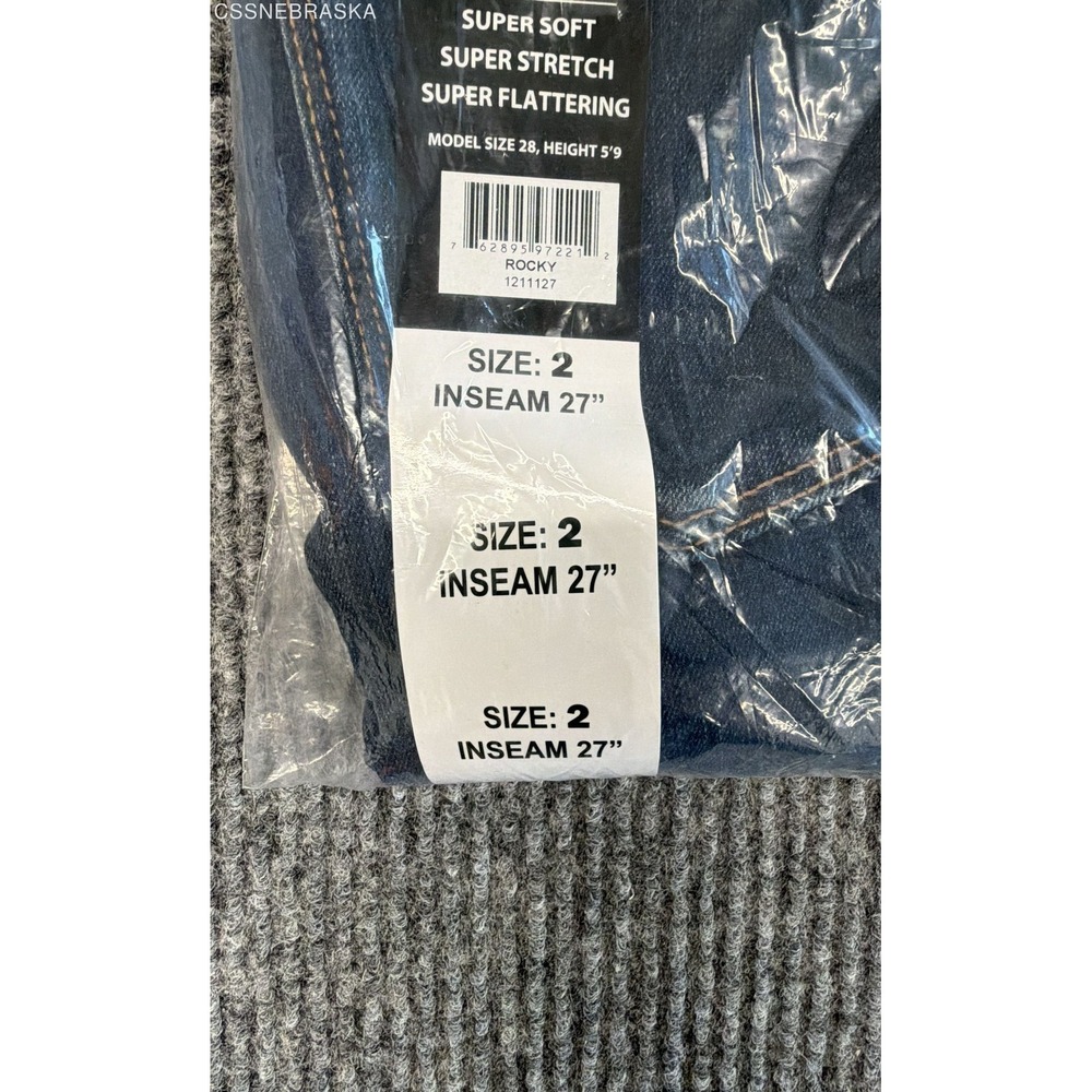 Jessica Simpson Women's High Rise Skinny Ankle Jeans Blue Rocky Size 2 NWT - Picture 4 of 8